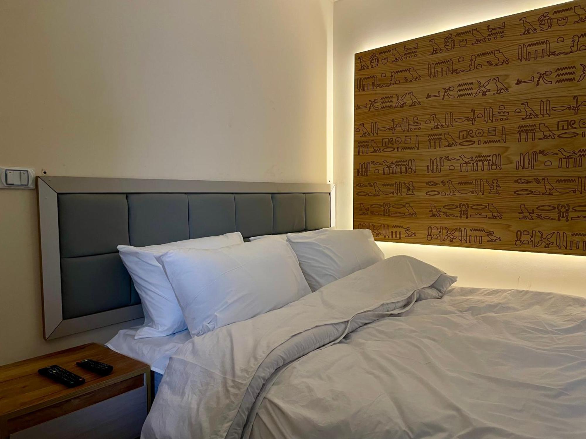 Pyramuse Inn Nazlet el Simman Экстерьер фото